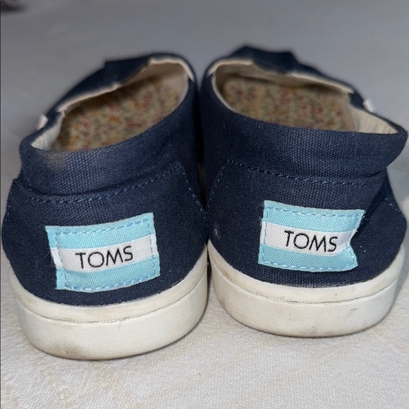 Youth Toms Blue Alpargata Slip On Shoes 3 US EUC - Picture 3 of 6